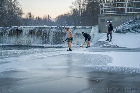 V lednu v ledu — fotografie 4