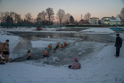 V lednu v ledu — fotografie 39